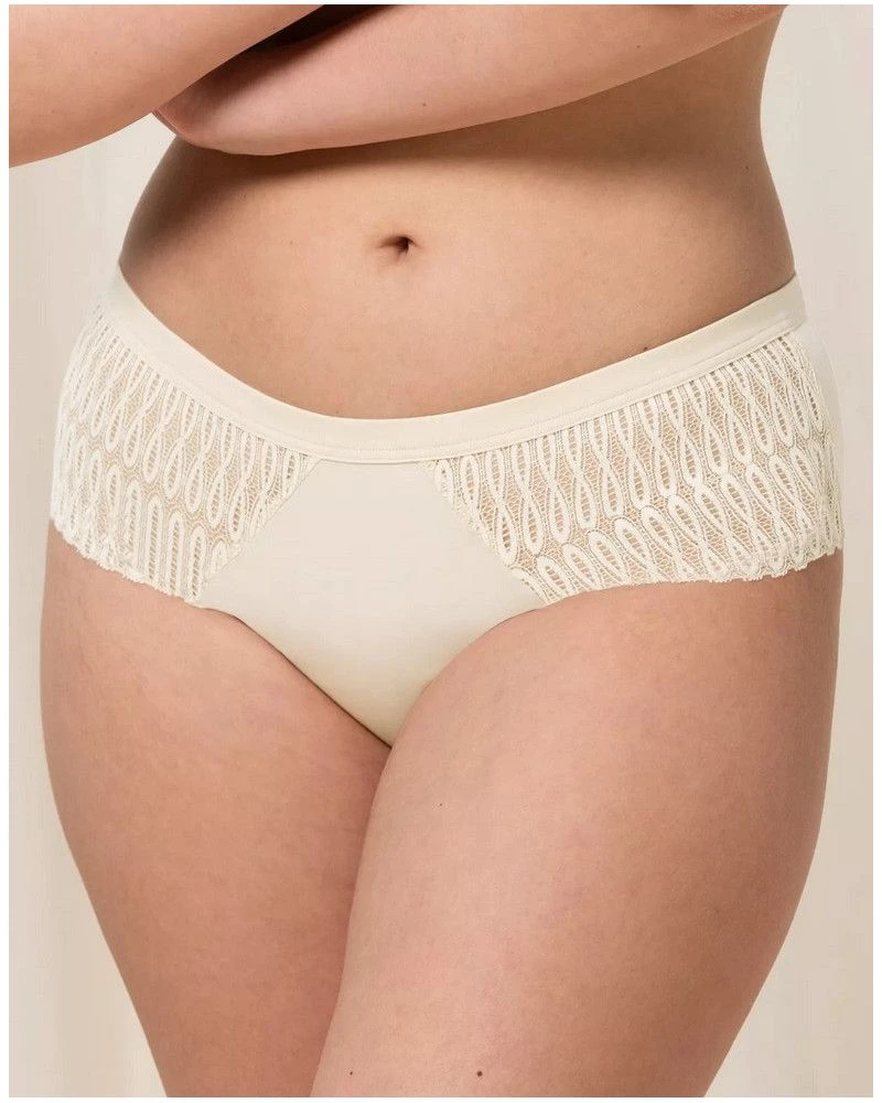 Culotte Triumph Aura Spotlight (Creamy Dream) 3 Culotte Triumph Aura Spotlight (Creamy Dream)