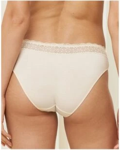 Slip Tai Triumph Feel Of Modal (Creamy Dream) -Magasin De Lingerie De Mode slip tai triumph feel of modal creamy dream 1