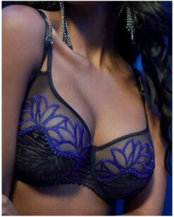 Soutien-gorge Balconnet Coupe Tulipe Prima Donna Cheyney (Sultry Black) 12 Soutien-gorge Balconnet Coupe Tulipe Prima Donna Cheyney (Sultry Black) -Magasin De Lingerie De Mode soutien gorge balconnet coupe tulipe prima donna cheyney sultry black 3