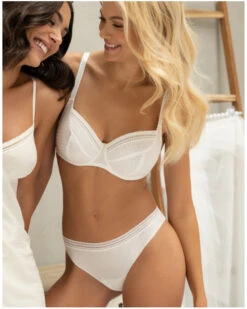 Soutien-gorge Corbeille Antigel Daily Paillette (Nacre Paillette) -Magasin De Lingerie De Mode soutien gorge corbeille antigel daily paillette nacre paillette 1