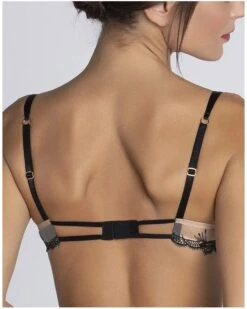 Soutien-gorge Corbeille Lise Charmel Follement Sexy (Nude Sexy) 12 Soutien-gorge Corbeille Lise Charmel Follement Sexy (Nude Sexy) -Magasin De Lingerie De Mode soutien gorge corbeille lise charmel follement sexy nude sexy 3