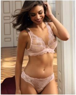 Soutien-gorge Glamour Lise Charmel Sublime En Dentelle (Rose Sublime) -Magasin De Lingerie De Mode soutien gorge glamour lise charmel sublime en dentelle rose sublime 1