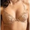 Soutien-gorge Triangle Armatures Lise Charmel Déesse En Glam (Déesse Nude) 1 Soutien-gorge Triangle Armatures Lise Charmel Déesse En Glam (Déesse Nude) -Magasin De Lingerie De Mode soutien gorge triangle armatures lise charmel deesse en glam deesse nude